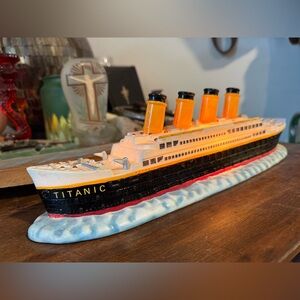 ***Sold*** 1998 Titanic Collectors Nightlight New With Box